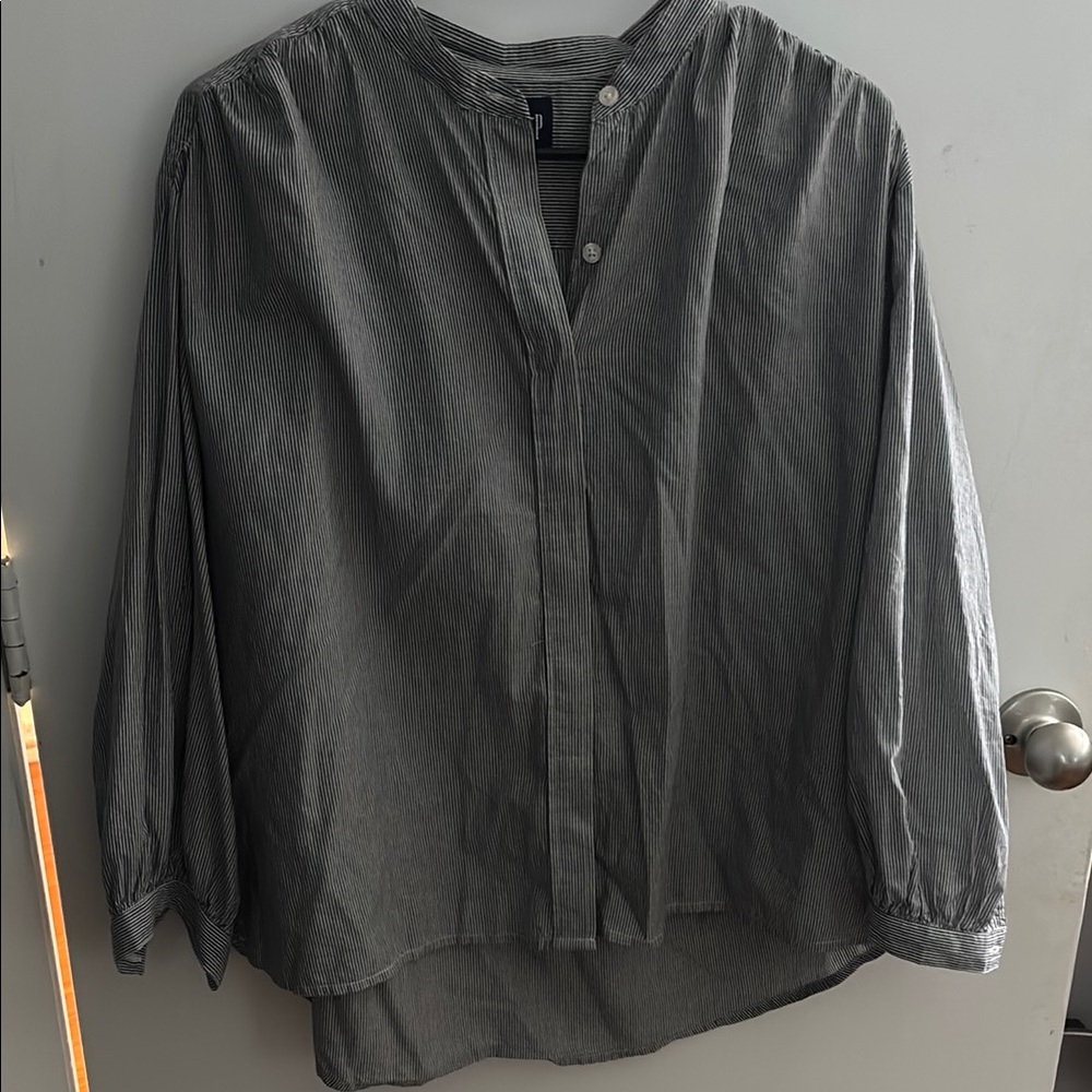 GAP relaxed shirt